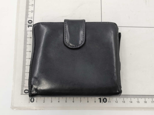 CHANEL Coco Lambskin Tri-fold Wallet 