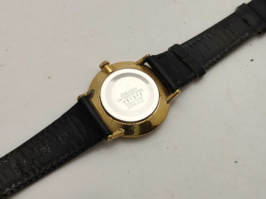 SEIKO 2220 0180/Gold Dial Women's Watch