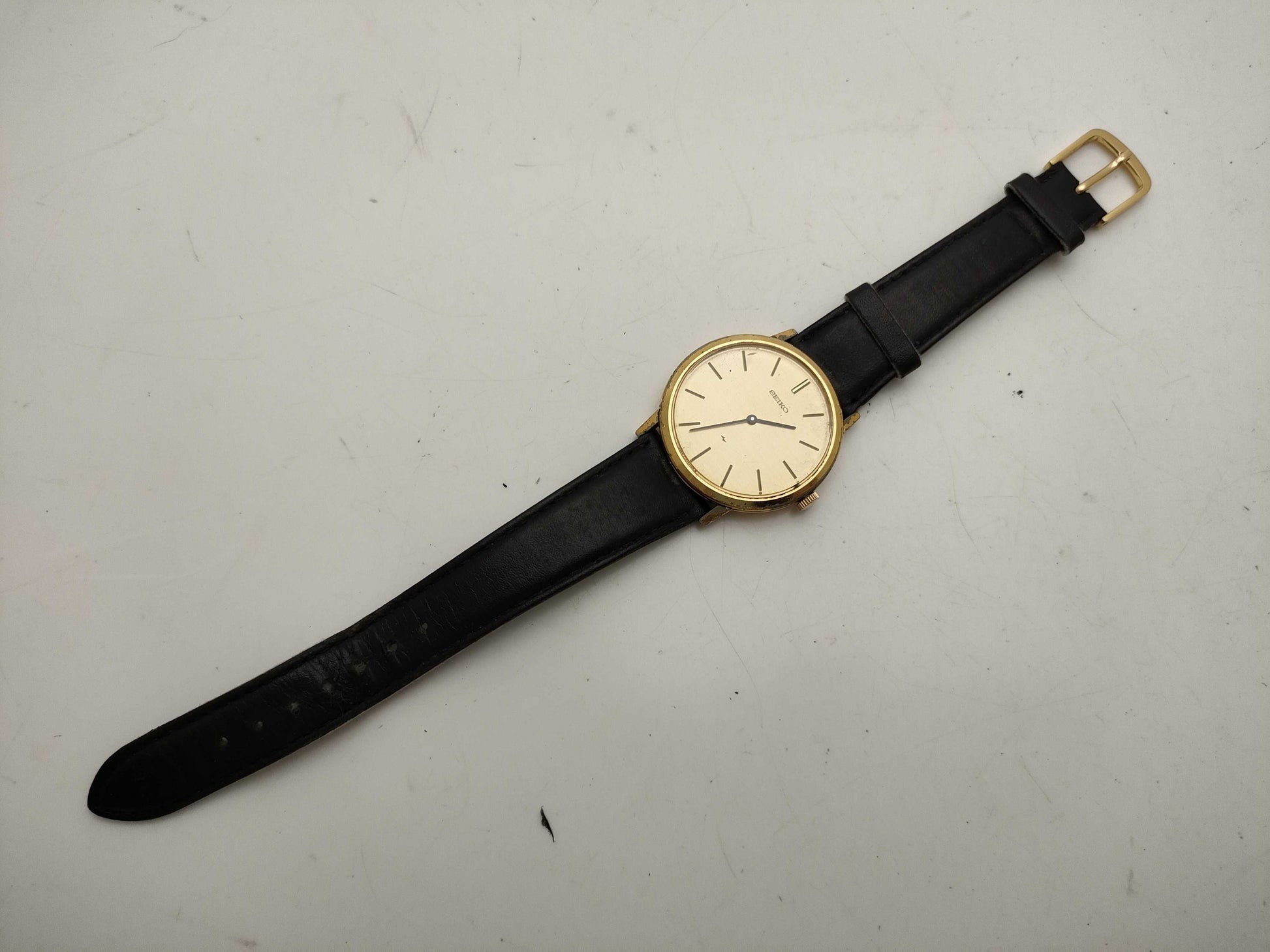 SEIKO 2220 0180/Gold Dial Women's Watch