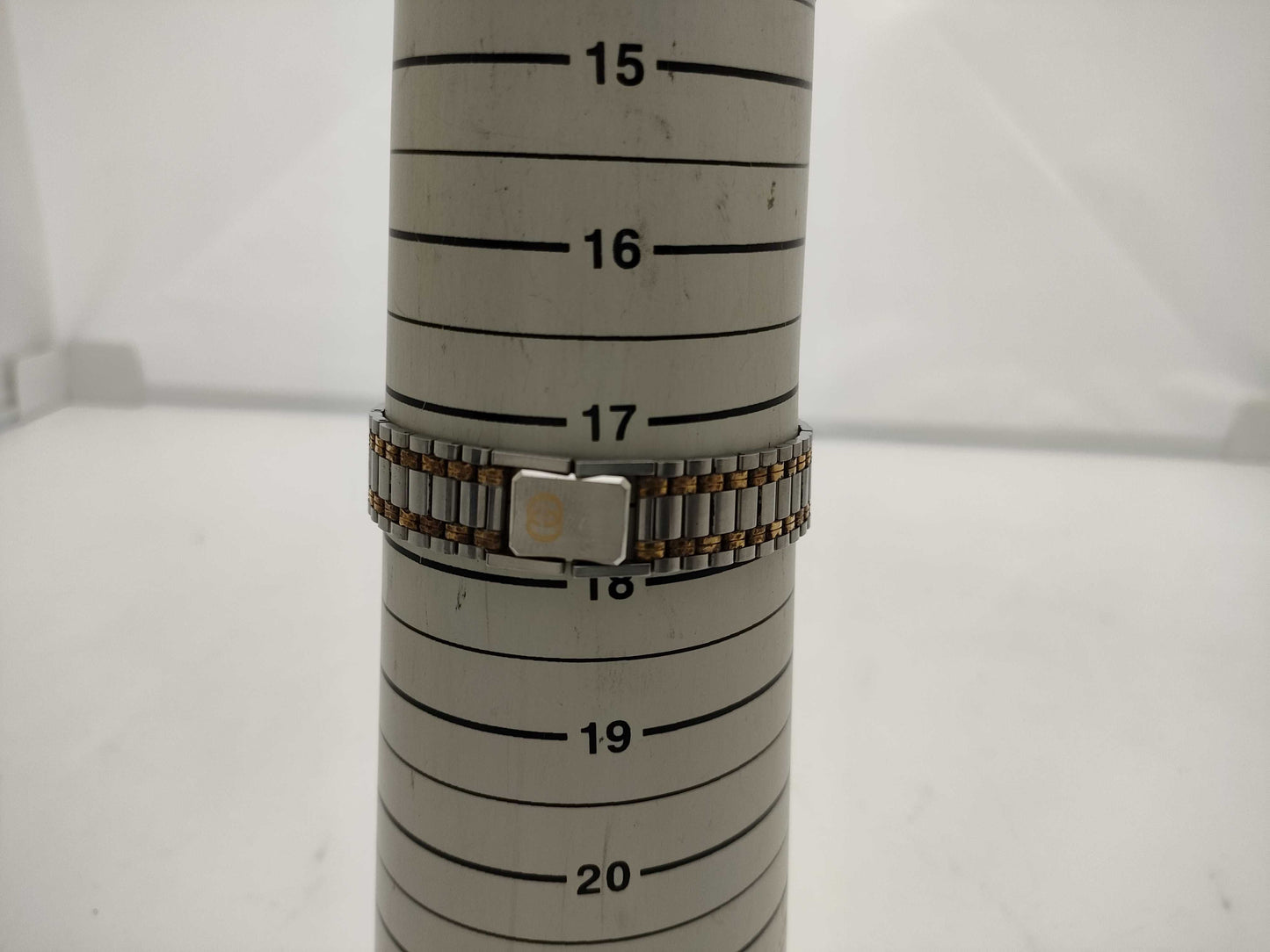 GUCCI 9000M Women's Watch