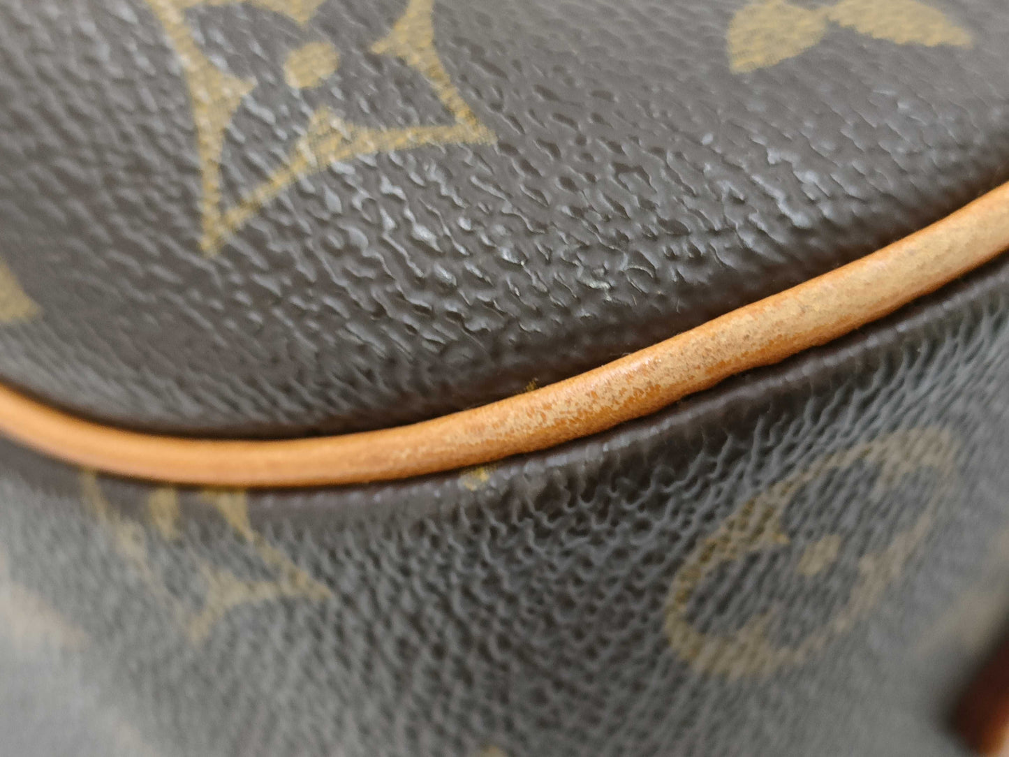 LOUIS VUITTON Monogram M51221 Blois Shoulder Bag