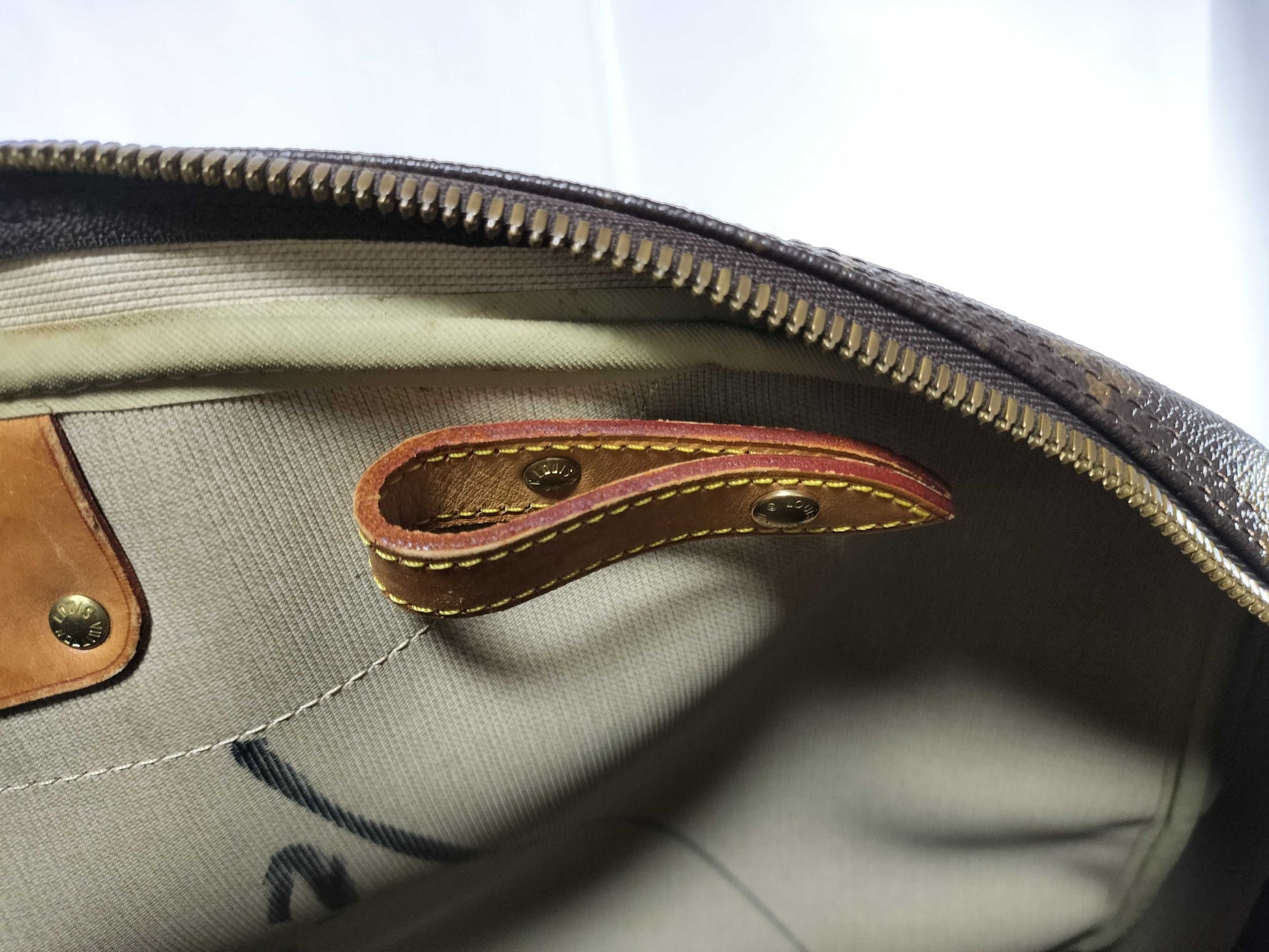 LOUIS VUITTON VI0918 Monogram M41392 Alize de Poche Boston Bag with Strap