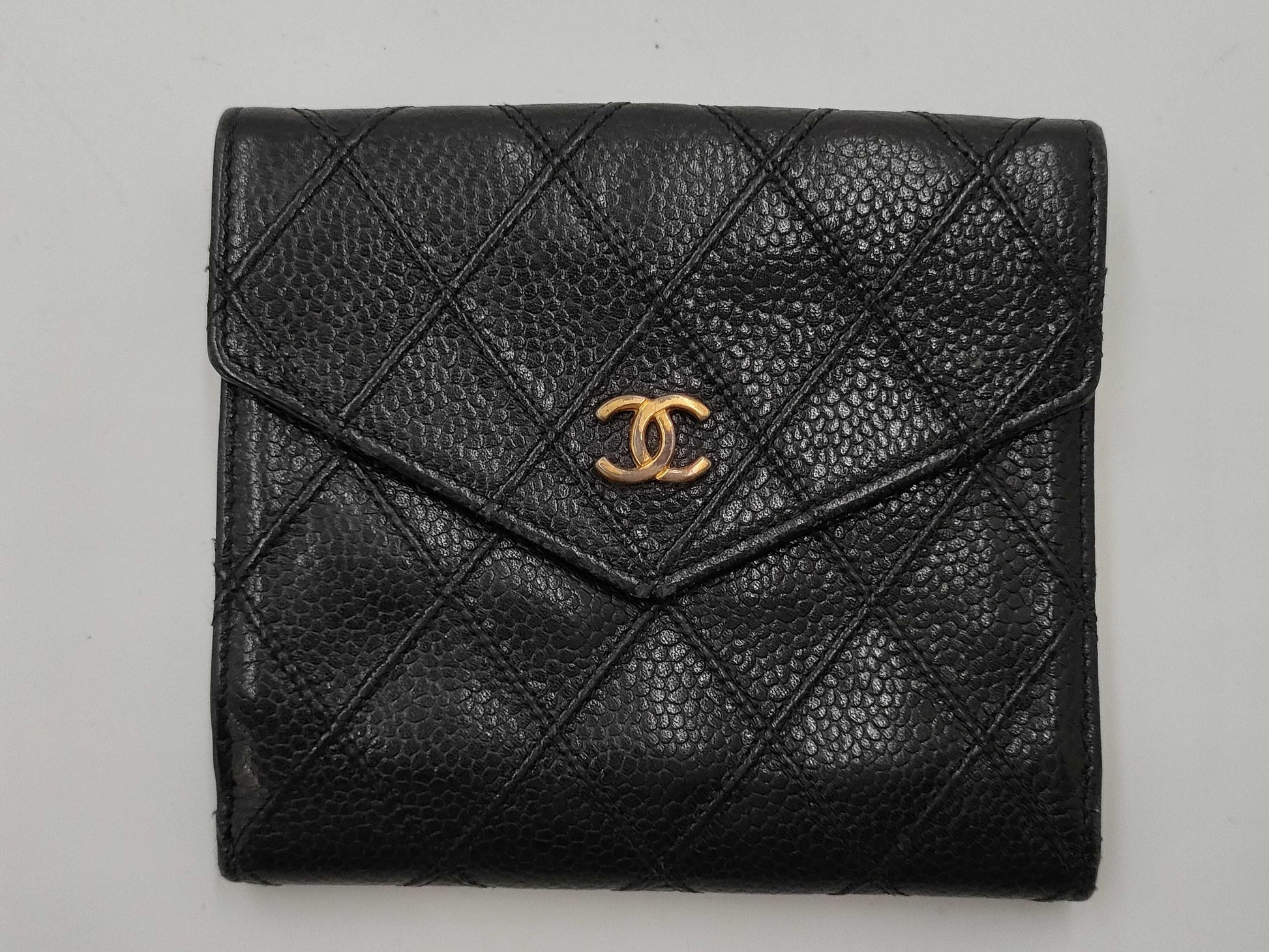 CHANEL Caviar Skin Coco Hardware Compact Wallet