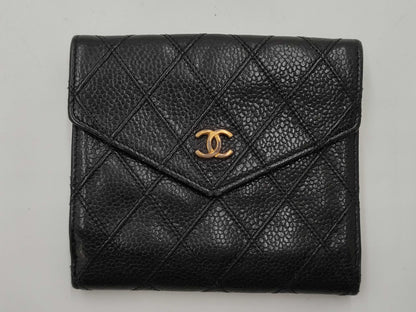 CHANEL Caviar Skin Coco Hardware Compact Wallet
