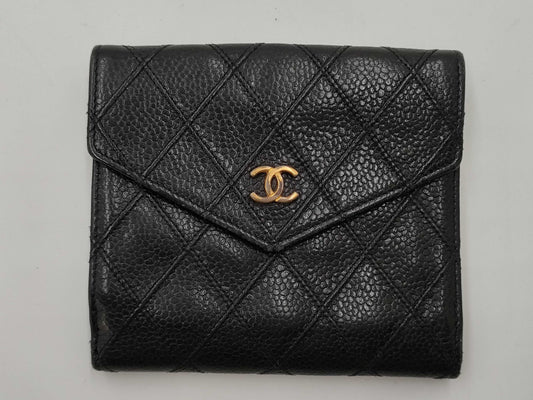 CHANEL Caviar Skin Coco Hardware Compact Wallet