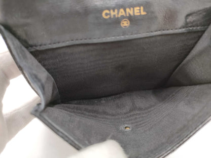 CHANEL Caviar Skin Coco Hardware Compact Wallet