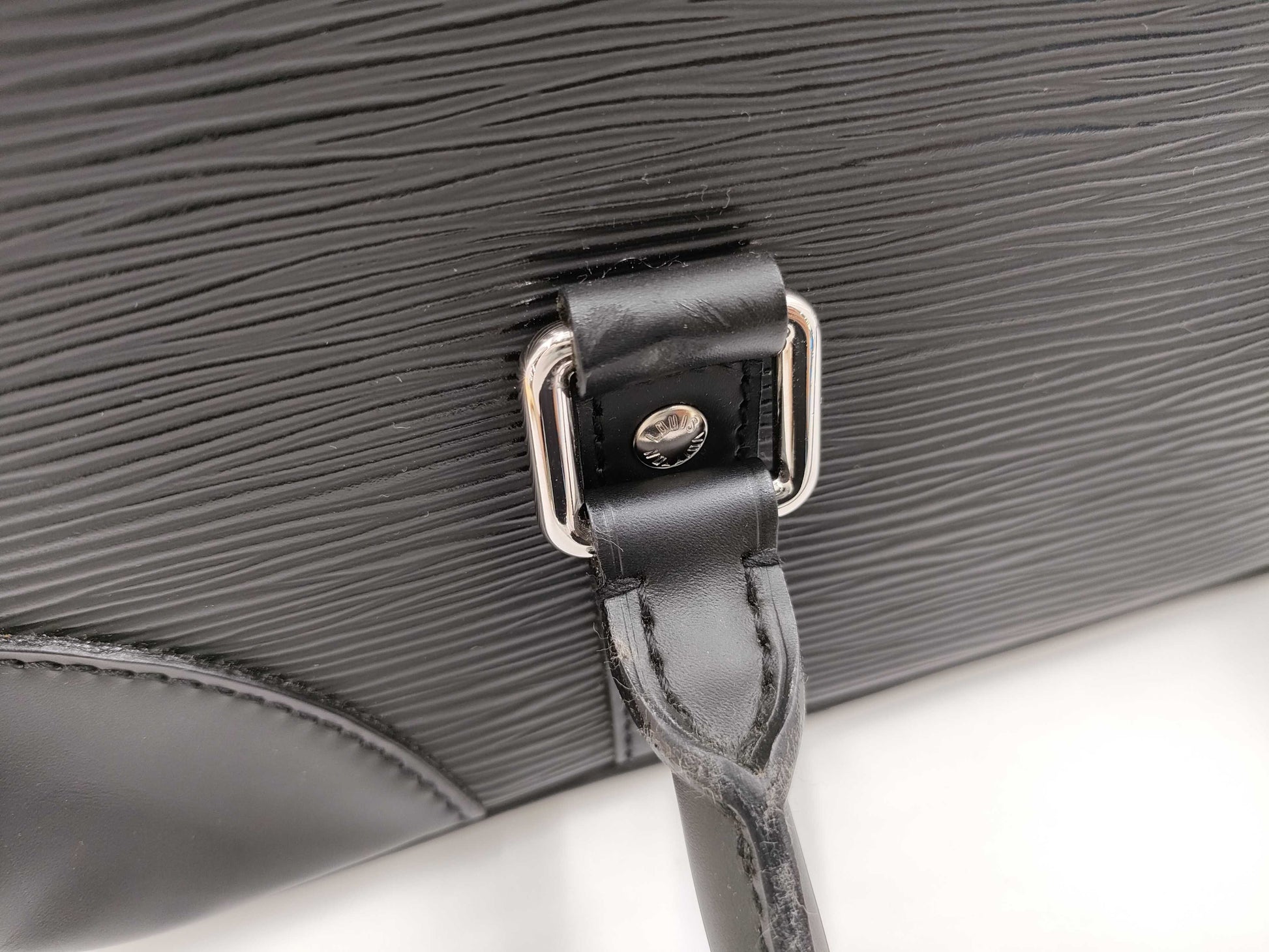 LOUIS VUITTON Epi Segur PM Noir M58822 Handbag
