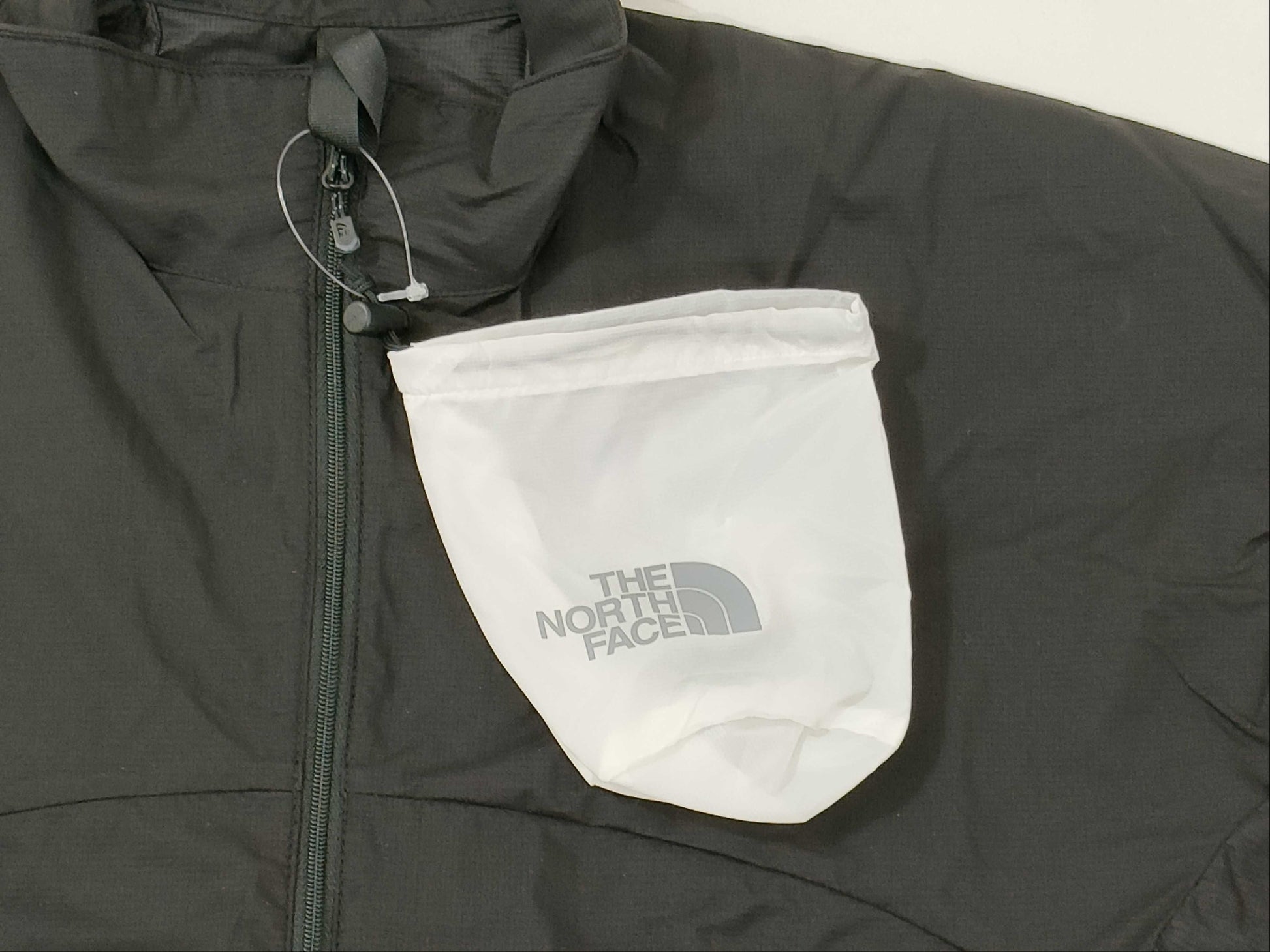 THE NORTH FACE North Face Nylon Outerwear NP22203 Jacket with Tags