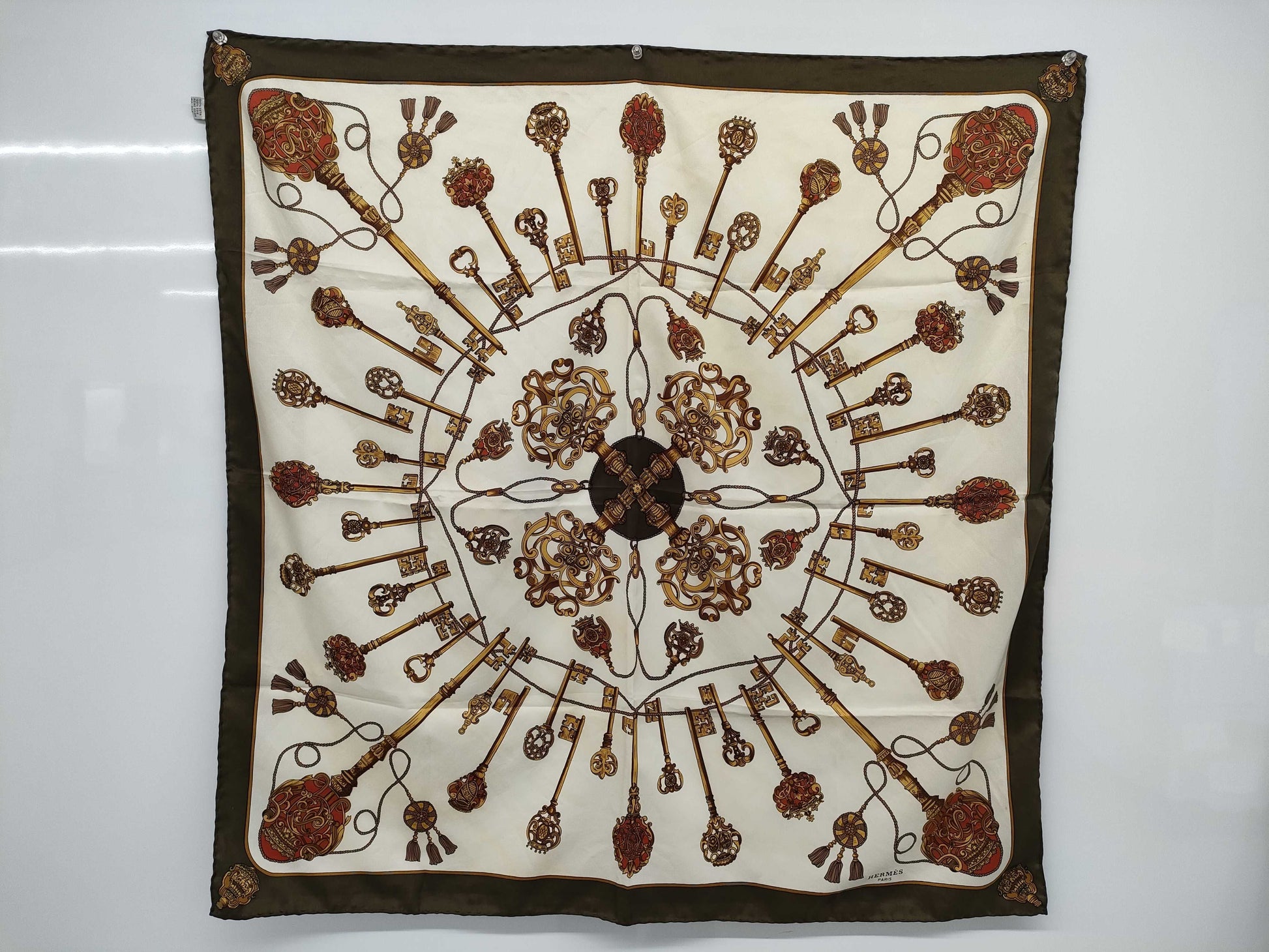 HERMES Carré Key Scarf