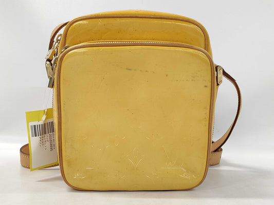 LOUIS VUITTON Vernis Amazon Shoulder Bag