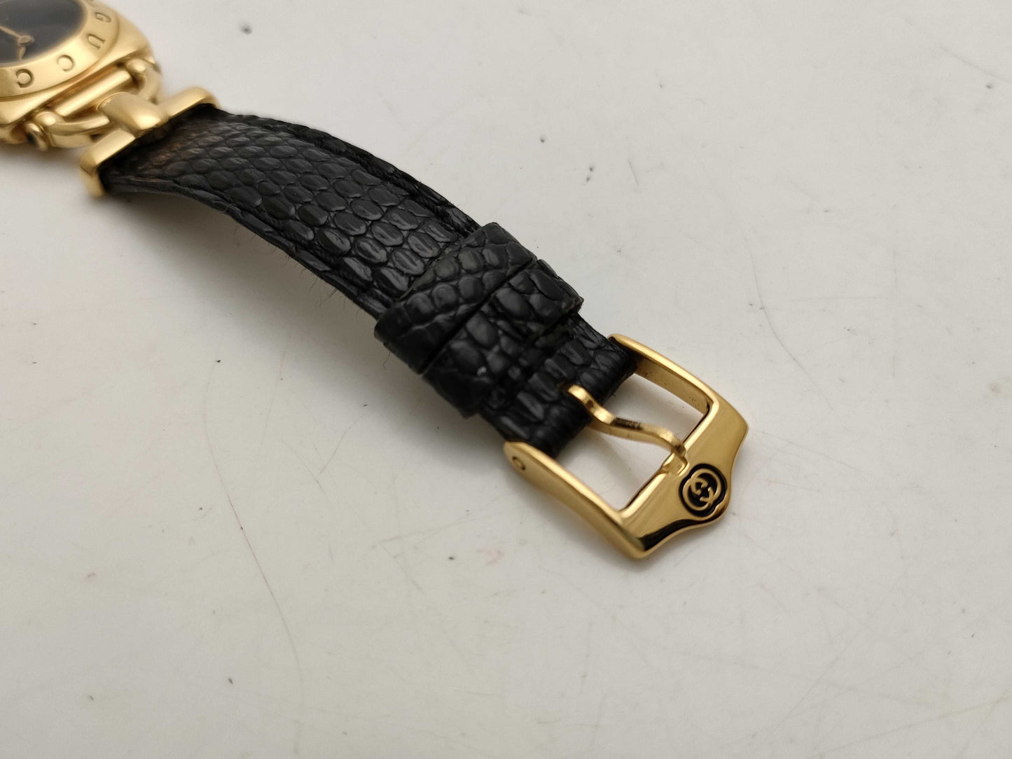 GUCCI 6300L Women's Watch