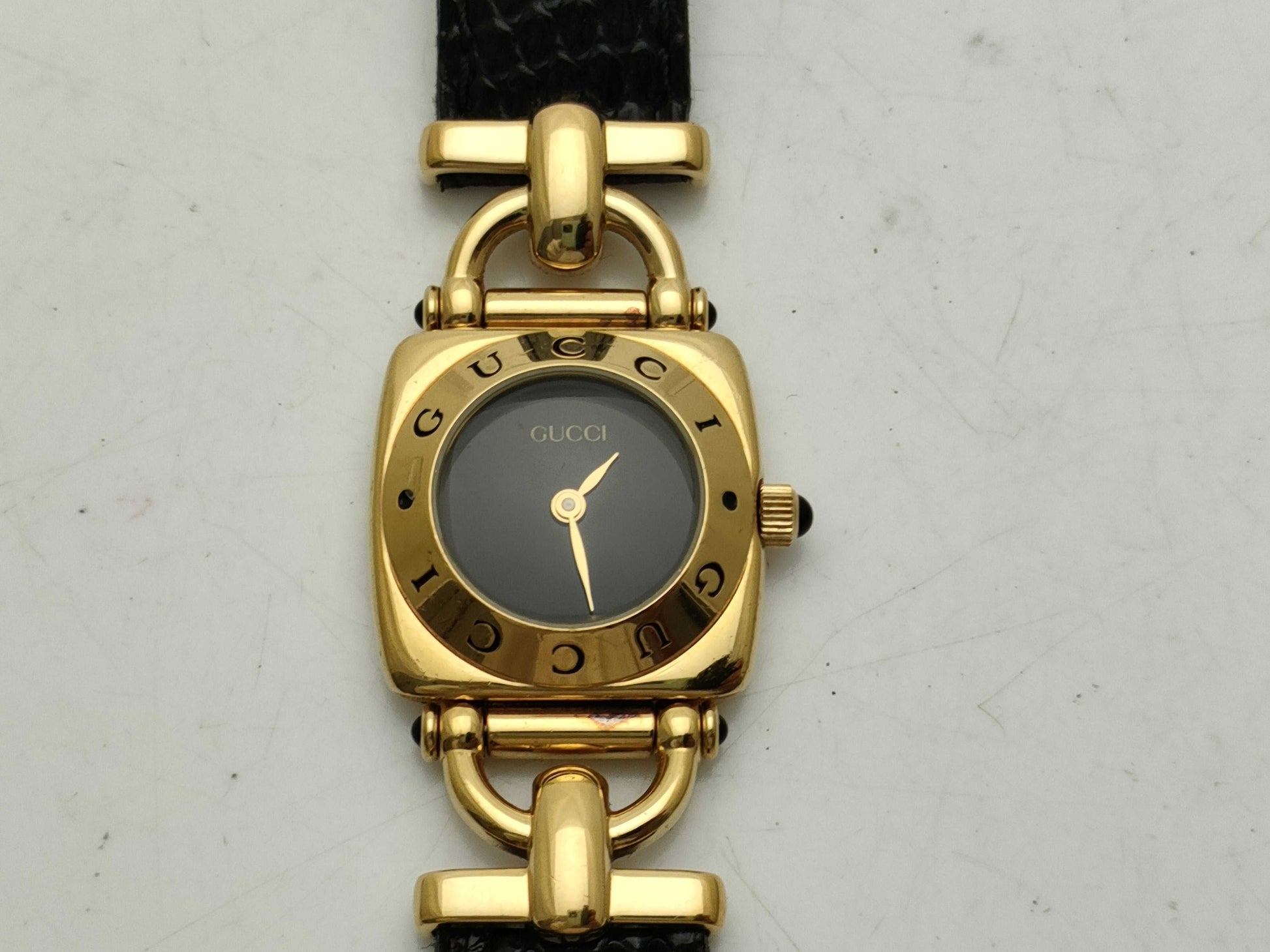 GUCCI 6300L Women's Watch
