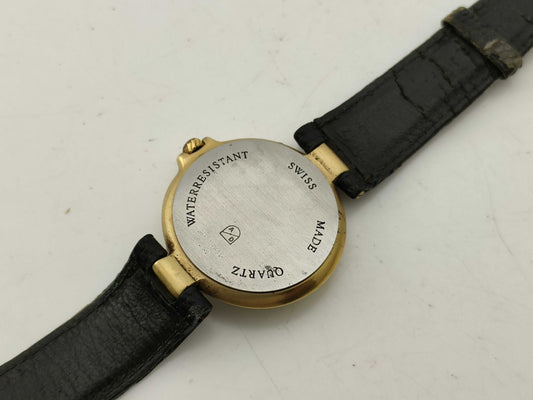 dunhill Men's Quartz Date Gold P6 16314 Unoperated Women's Watch