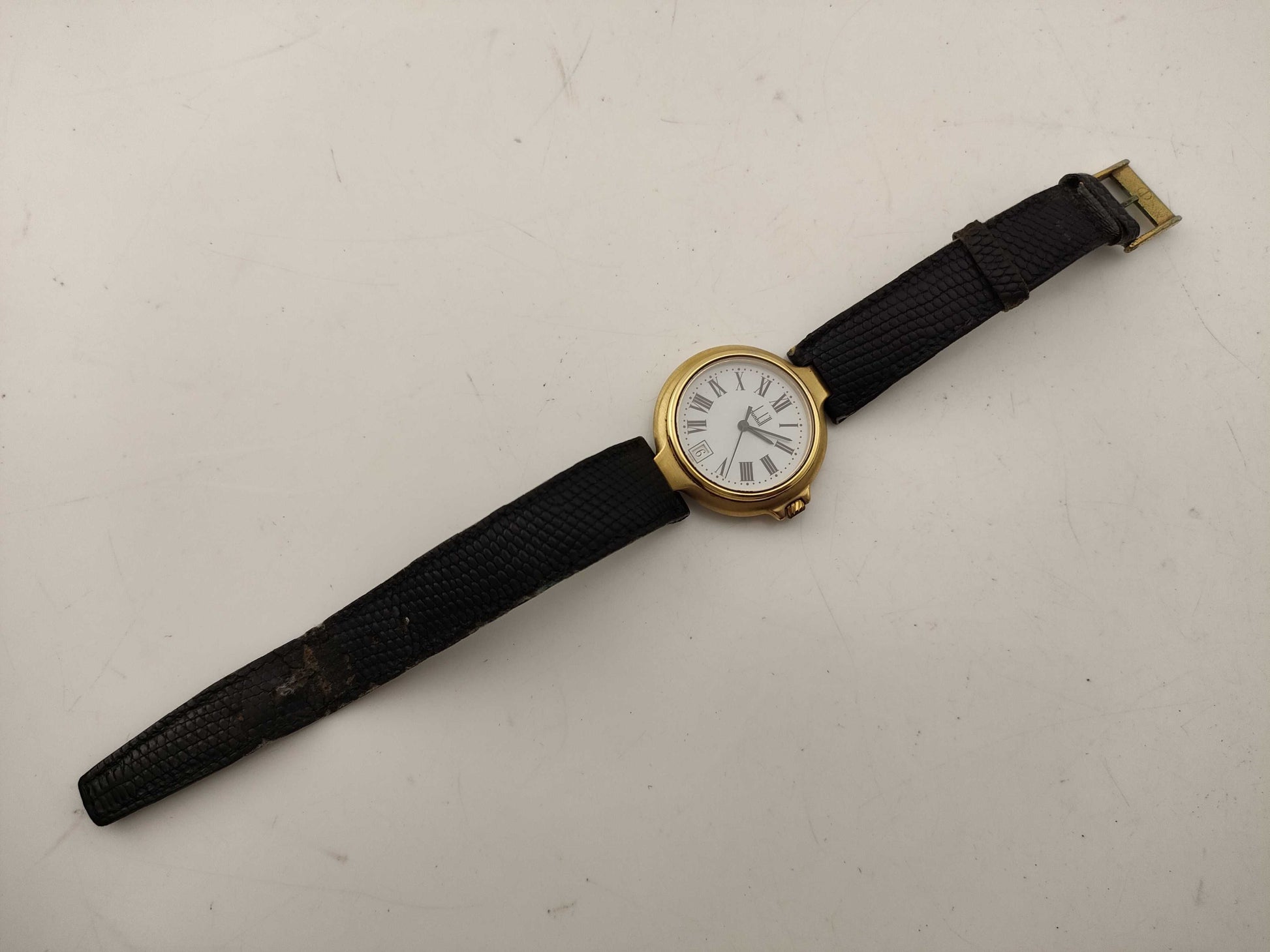 dunhill Men's Quartz Date Gold P6 16314 Unoperated Women's Watch