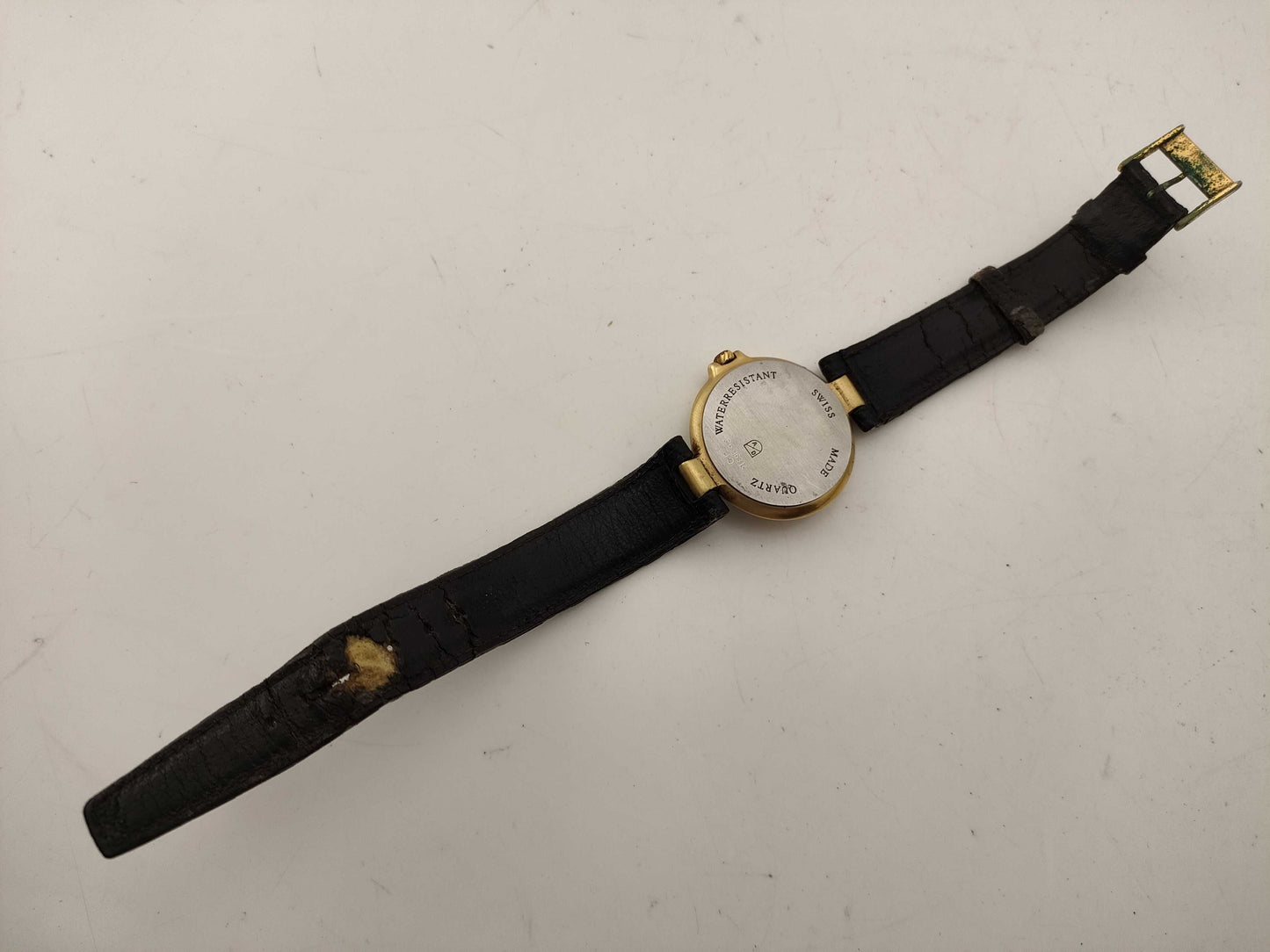 dunhill Men's Quartz Date Gold P6 16314 Unoperated Women's Watch