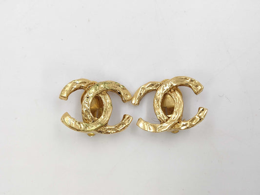 CHANEL Gold Earrings ※No Plate Earrings