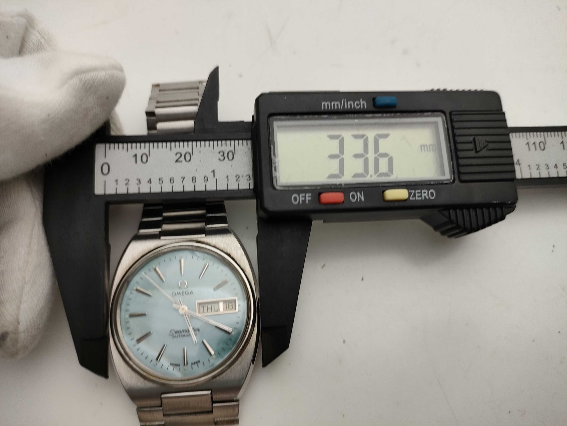 OMEGA Seamaster Date Blue Gradient Dial Boys' Watch