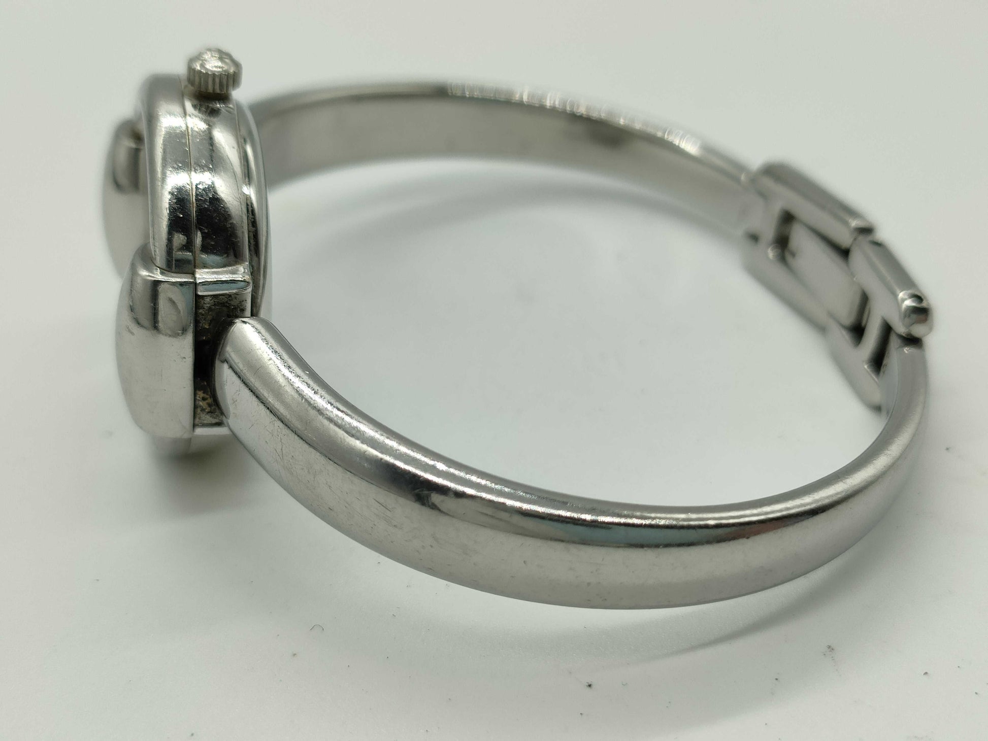 GUCCI 1400L Women's Watch