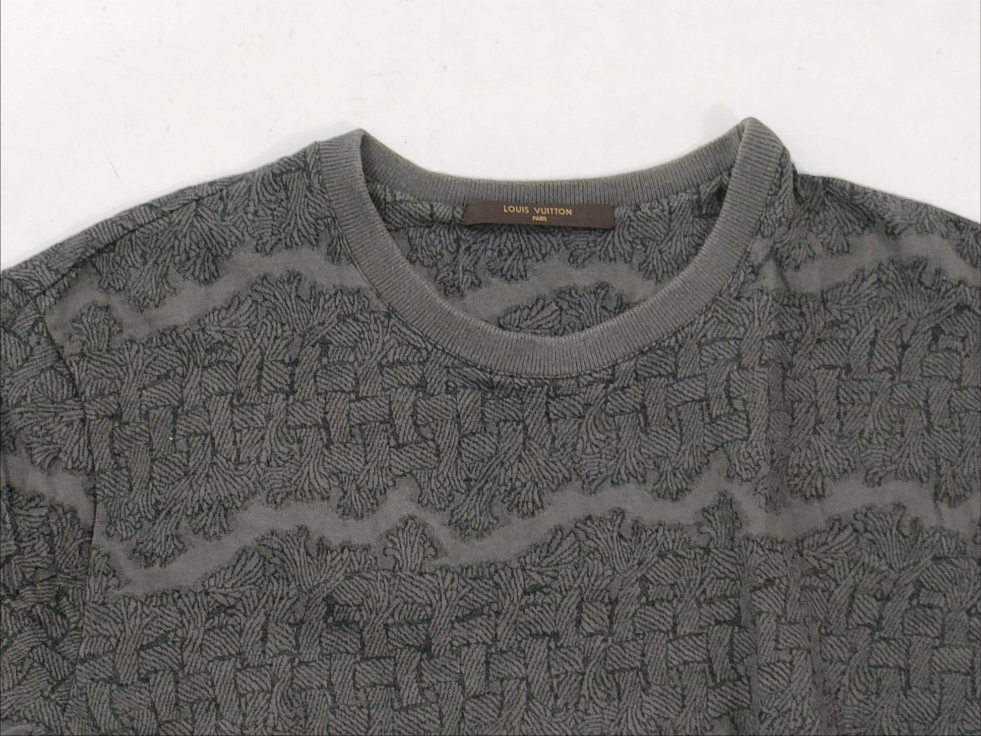 LOUIS VUITTON Knit Sweater Tops