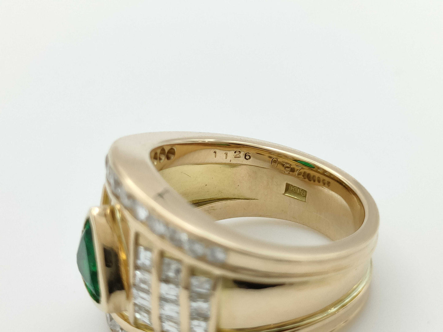 E1.126ct D0.97ct K18 13.4g Ring 