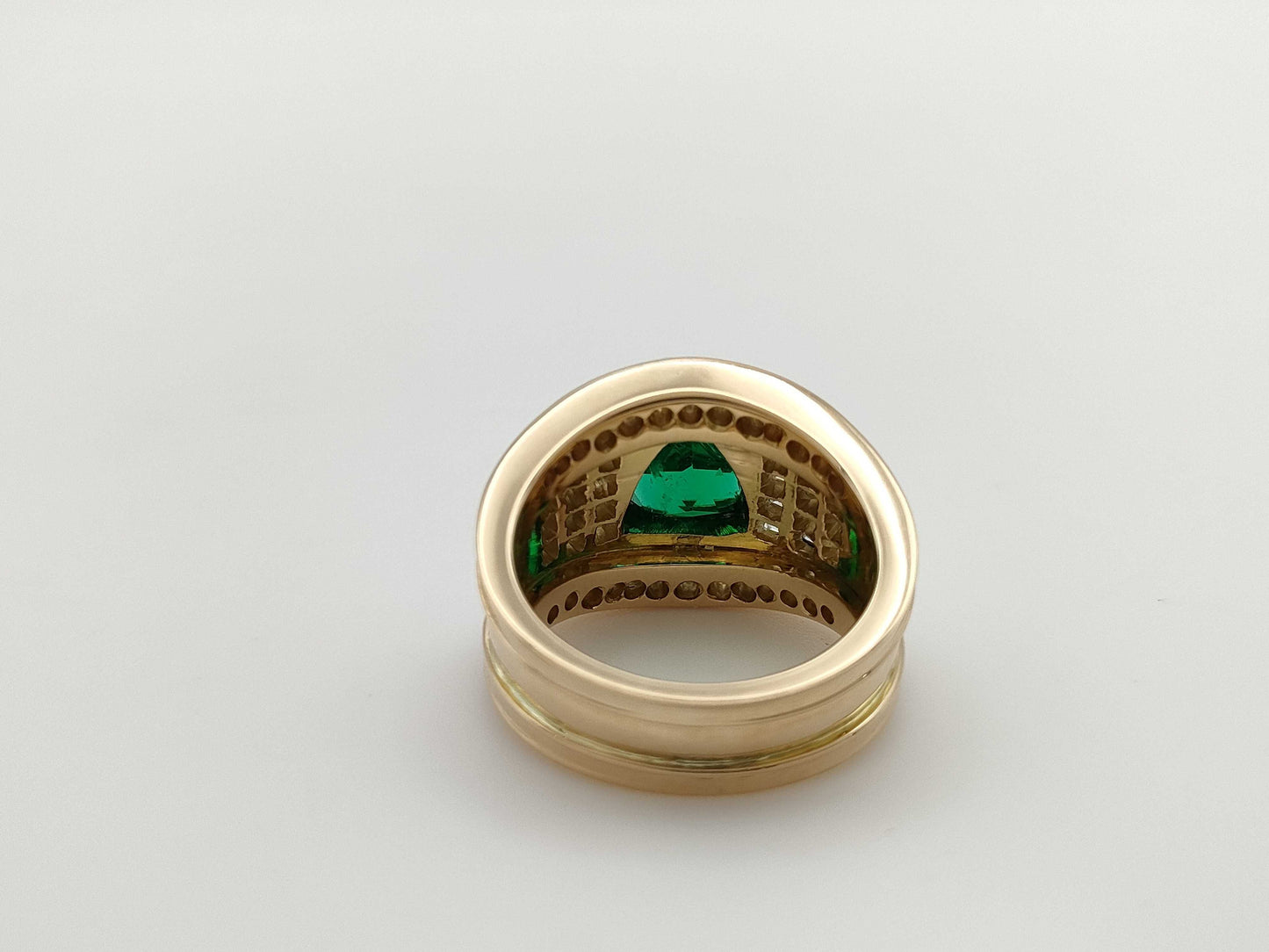 E1.126ct D0.97ct K18 13.4g Ring 