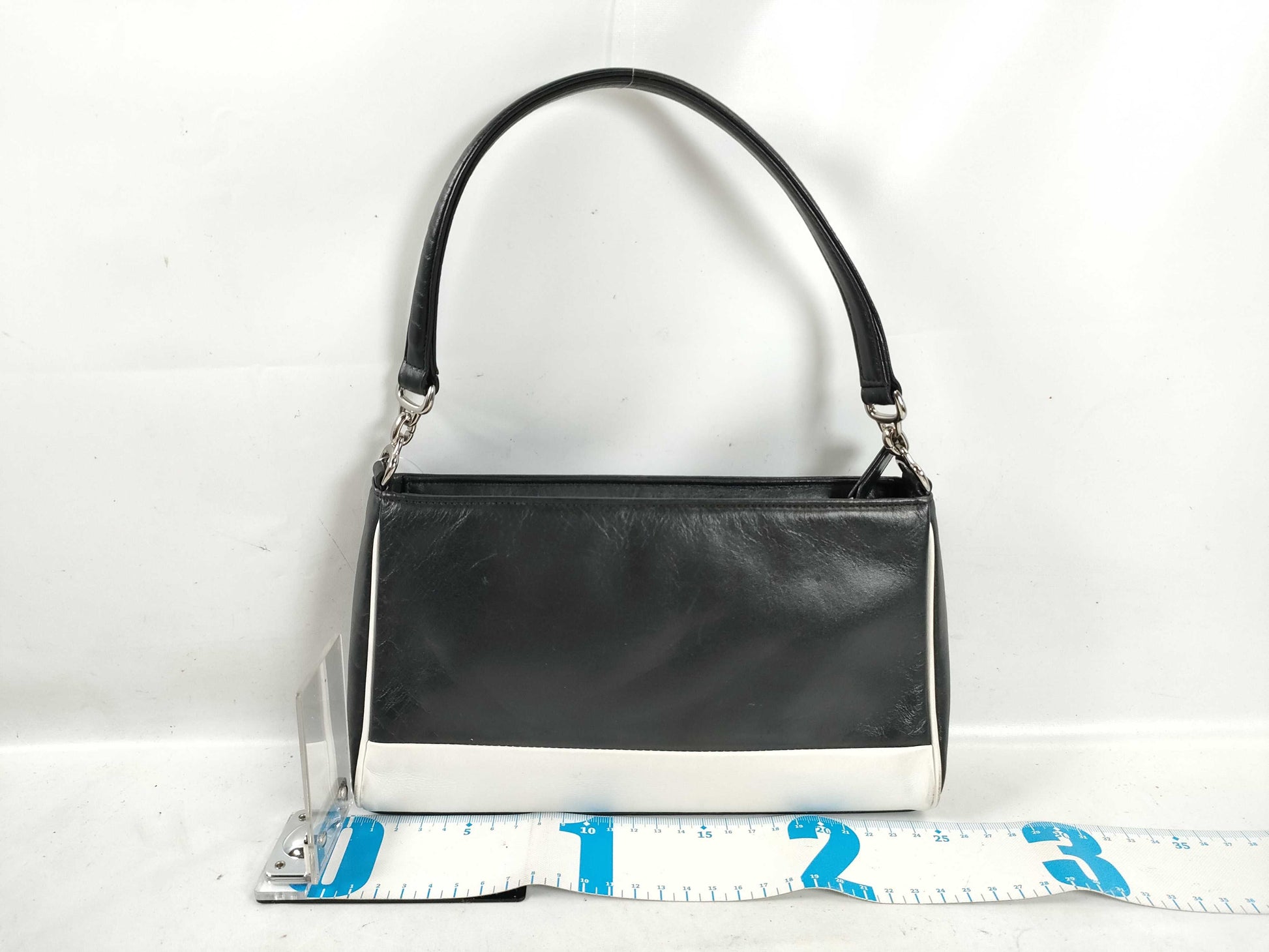 agnes b. one-shoulder leather shoulder bag