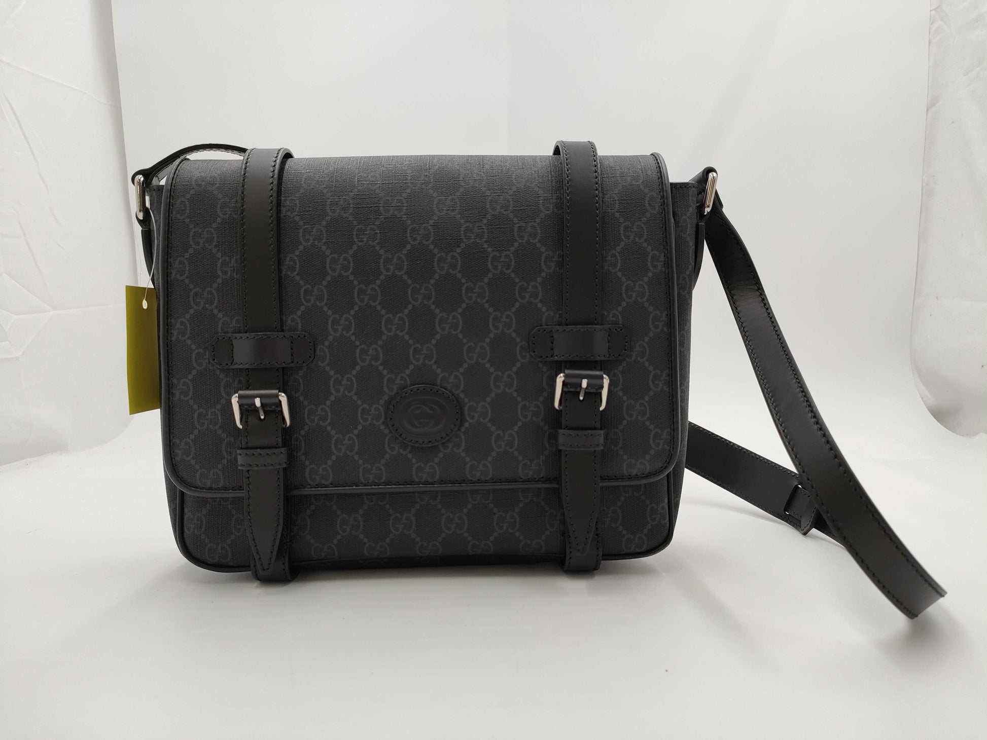 GUCCI Messenger Bag 658542493492 Shoulder Bag
