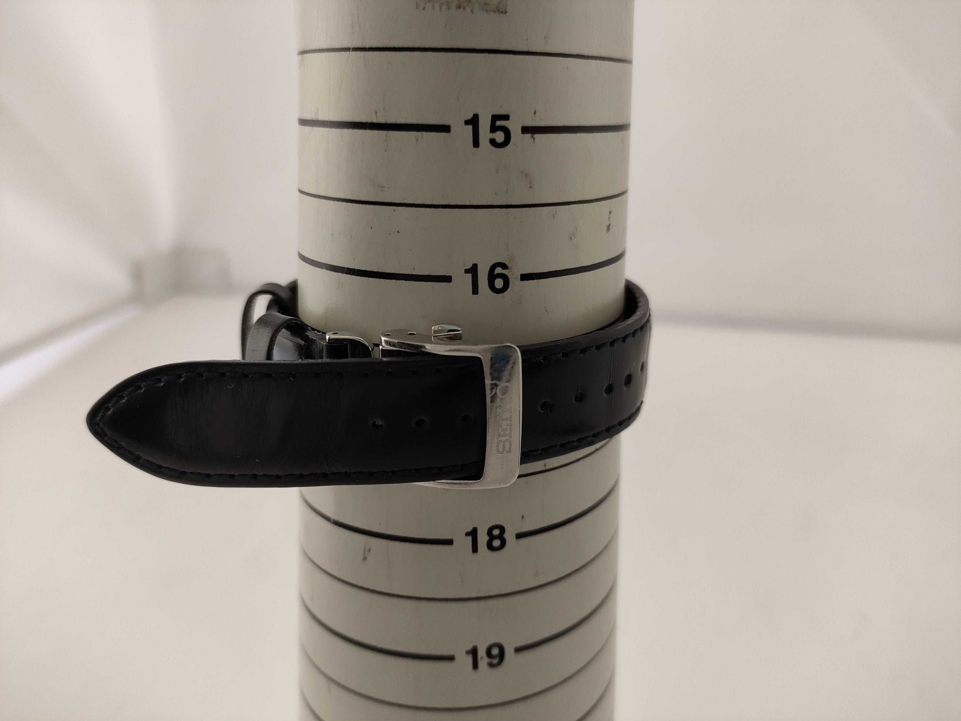 SEIKO 4R39-00W0 Men's Watch