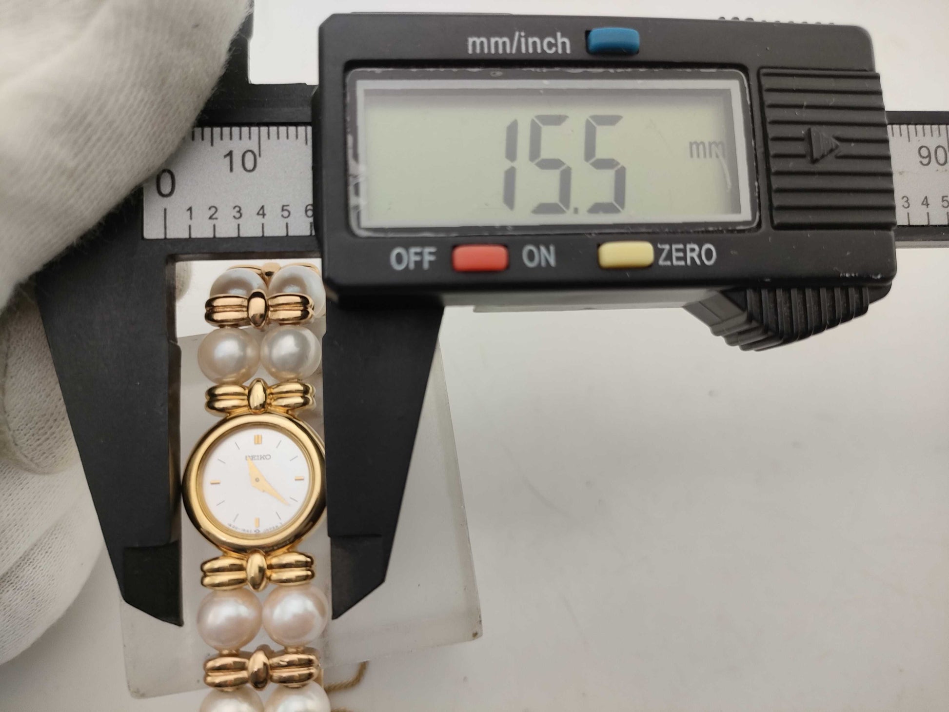 SEIKO 1E20-0500 Purple Bracelet Watch Women's Watch