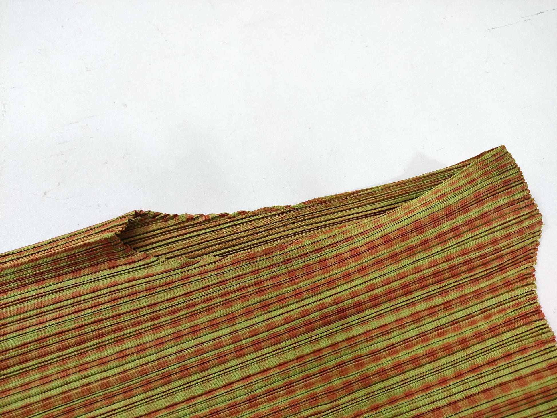 ISSEY MIYAKE Pleats Please Patterned Sleeveless Top