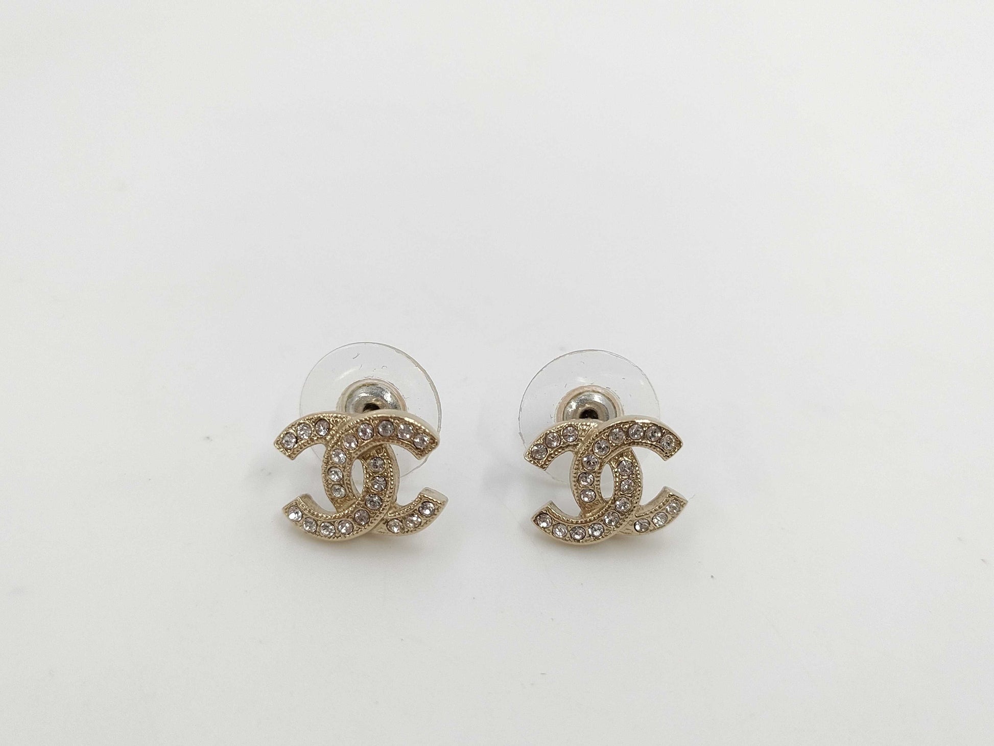 CHANEL F18V Coco Mark Earrings