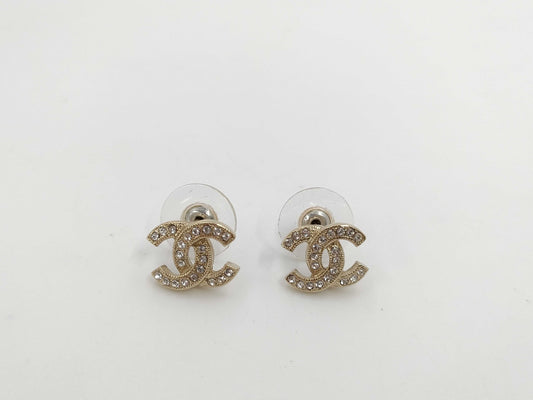 CHANEL F18V Coco Mark Earrings