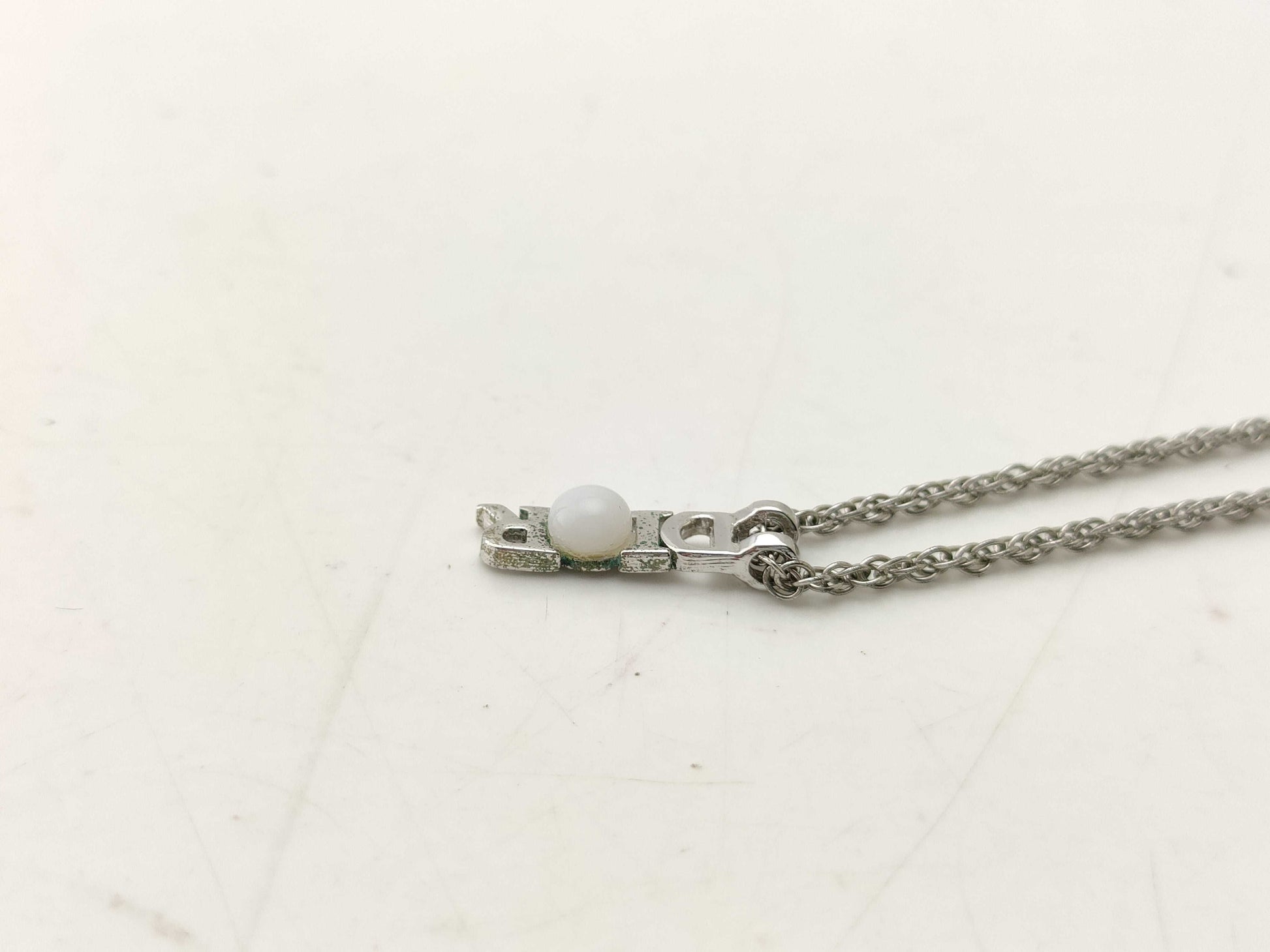 Dior Dior logo necklace