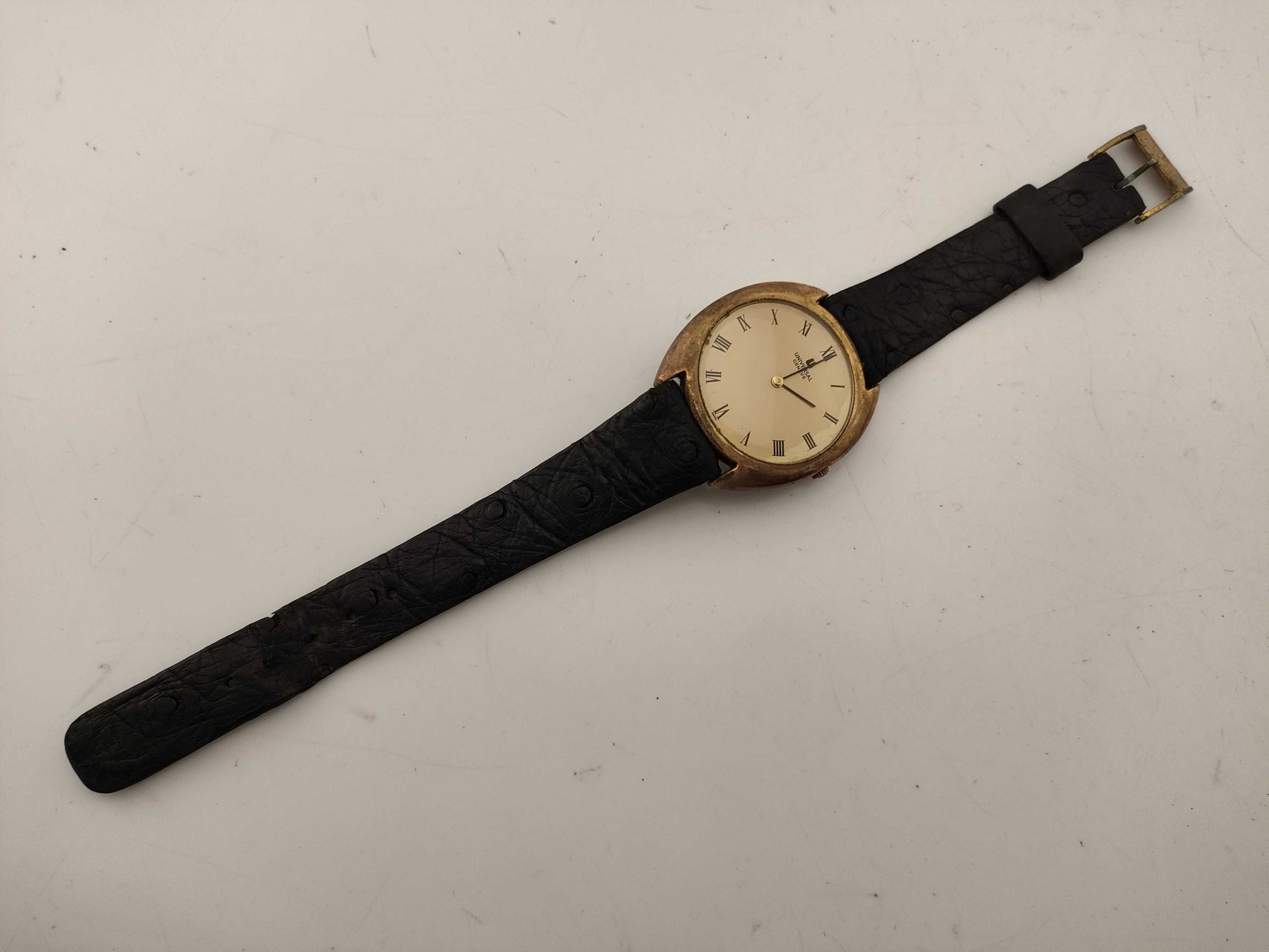 UNIVERSAL GENEVE Universal Boys' Watch