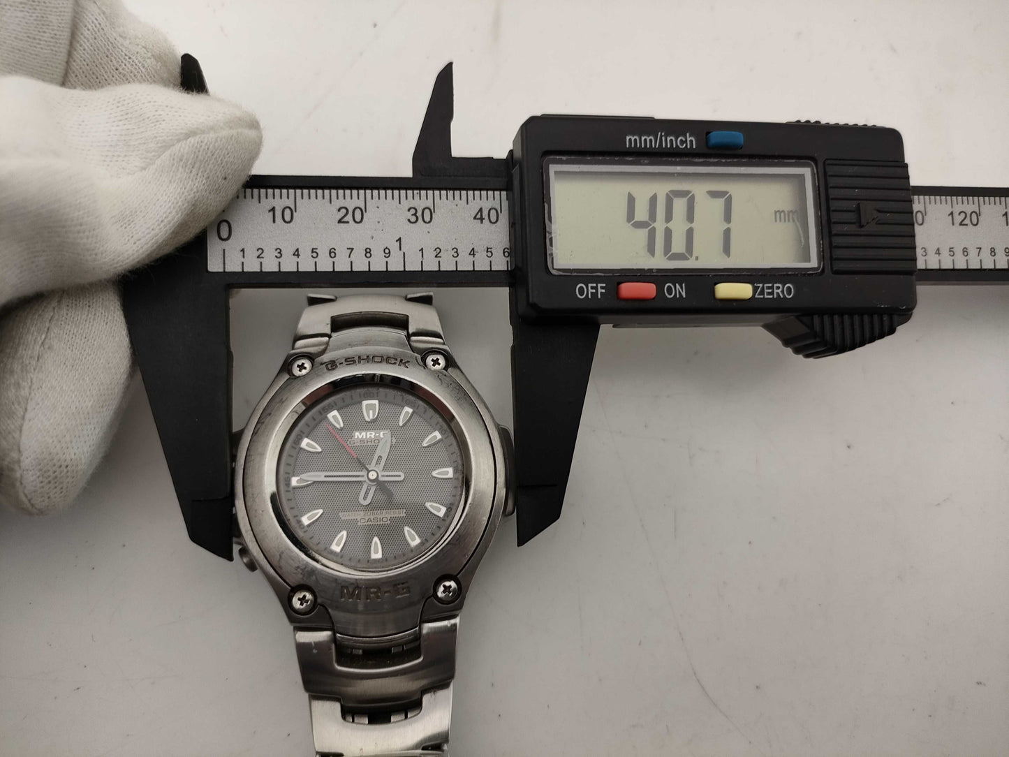 CASIO MRG-121 Unoperated Men's Watch