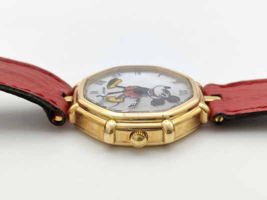 Gerald Genta Retro Fantasy G3250.7 52403 Quartz Shell Dial 18K Gold Women's Watch