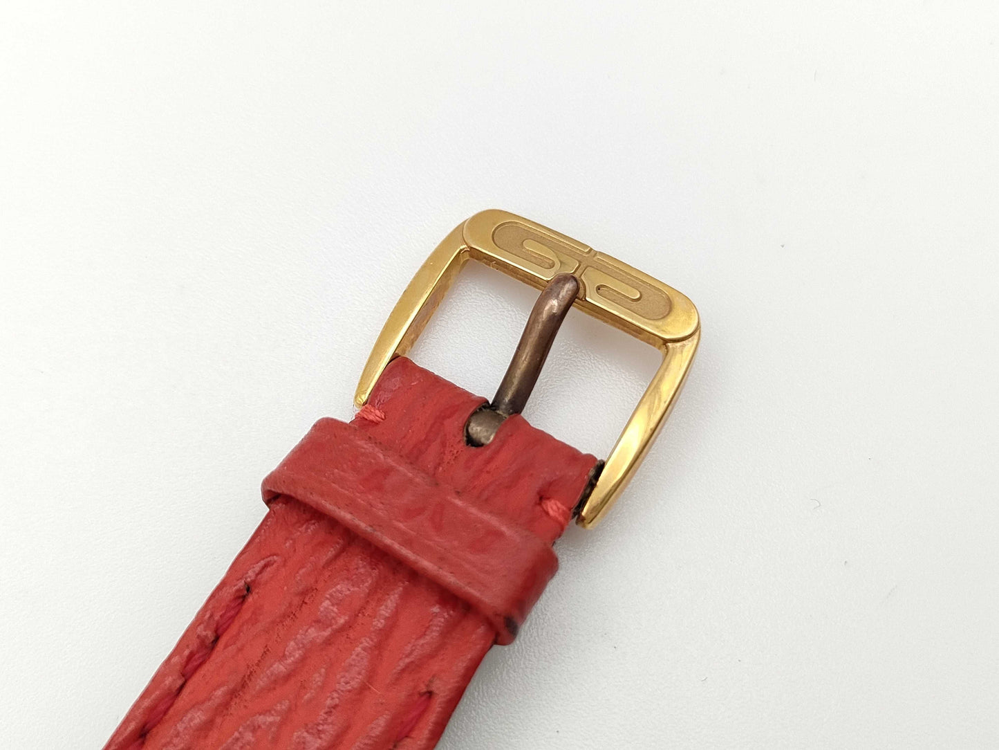 Gerald Genta Retro Fantasy G3250.7 52403 Quartz Shell Dial 18K Gold Women's Watch