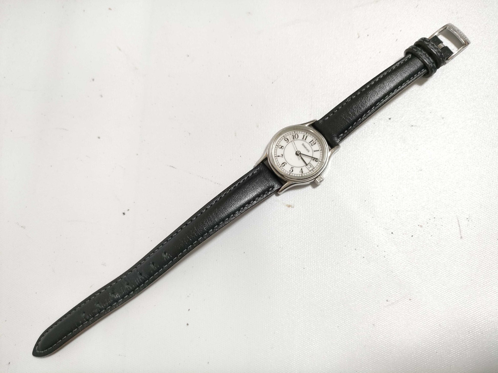Tiffany & Co. 6. ★Tiffany Classic Round Ladies' Watch