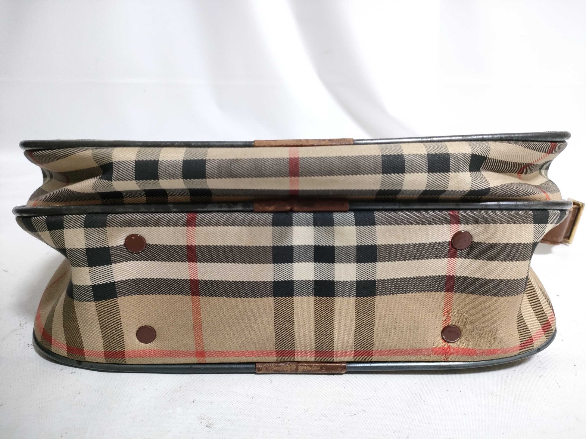 BURBERRY Nova Check Shoulder Bag with Pen Marks *1 / COACH Nylon Handbag *1 / 2-Piece Set Shoulder Bag