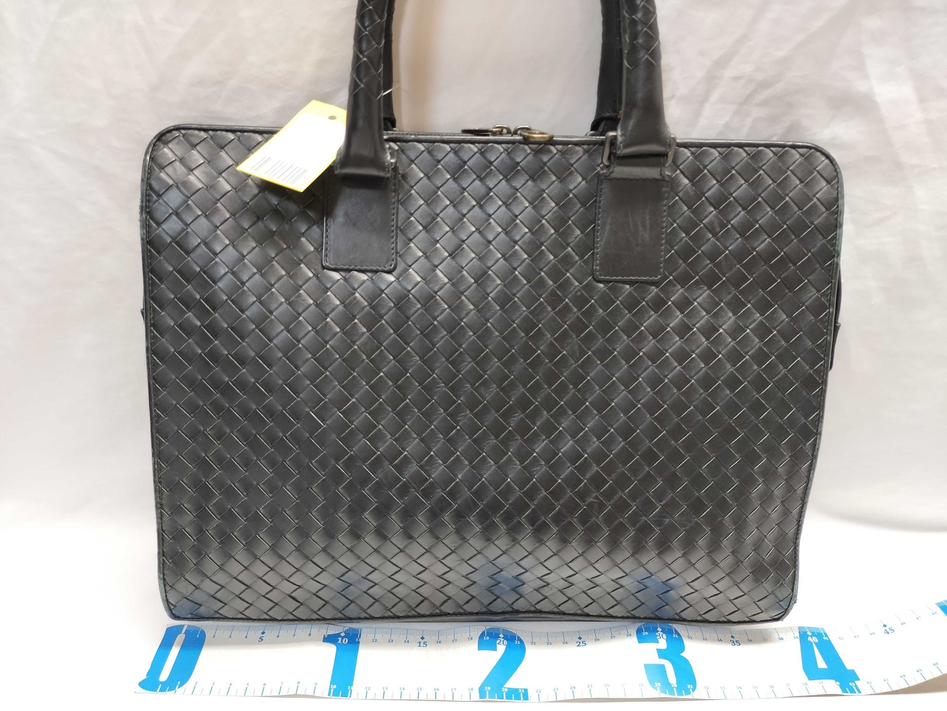 BOTTEGA VENETA Intrecciato Business Bag/Black/Slightly Used/Corner Torn Business Bag