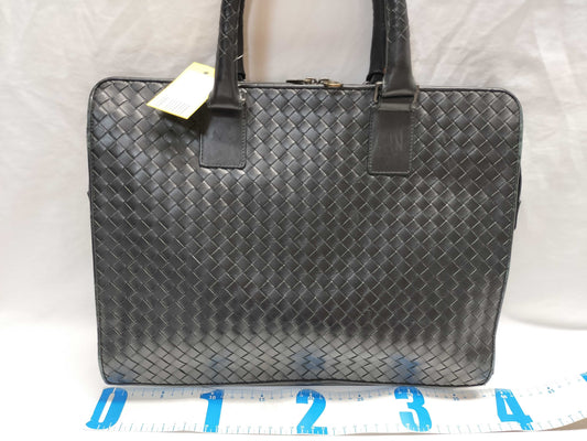 BOTTEGA VENETA Intrecciato Business Bag/Black/Slightly Used/Corner Torn Business Bag