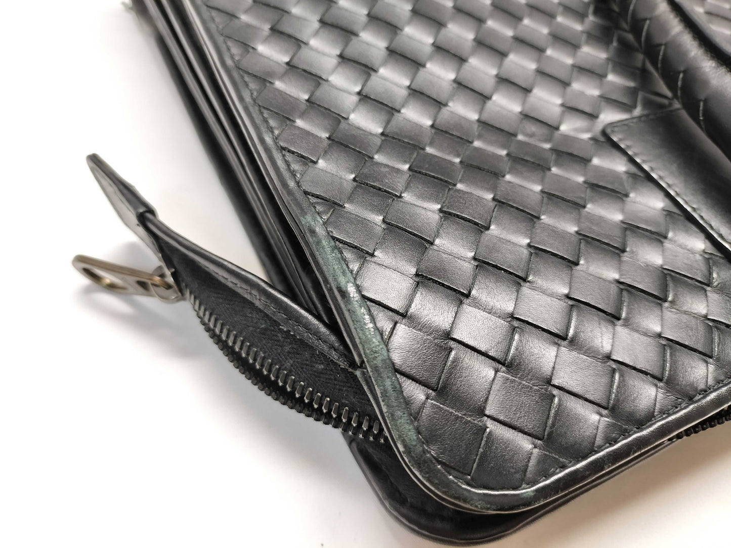 BOTTEGA VENETA Intrecciato Business Bag/Black/Slightly Used/Corner Torn Business Bag