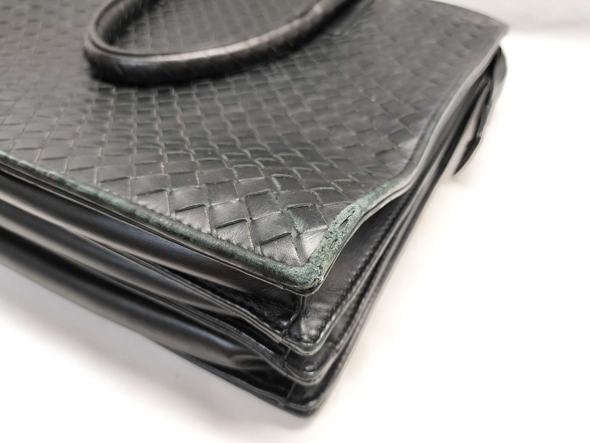 BOTTEGA VENETA Intrecciato Business Bag/Black/Slightly Used/Corner Torn Business Bag