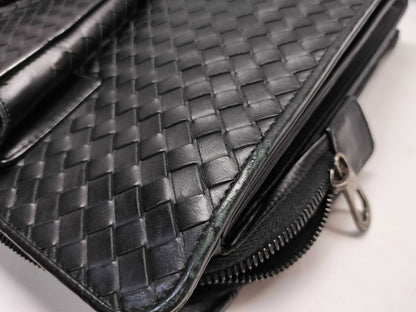 BOTTEGA VENETA Intrecciato Business Bag/Black/Slightly Used/Corner Torn Business Bag