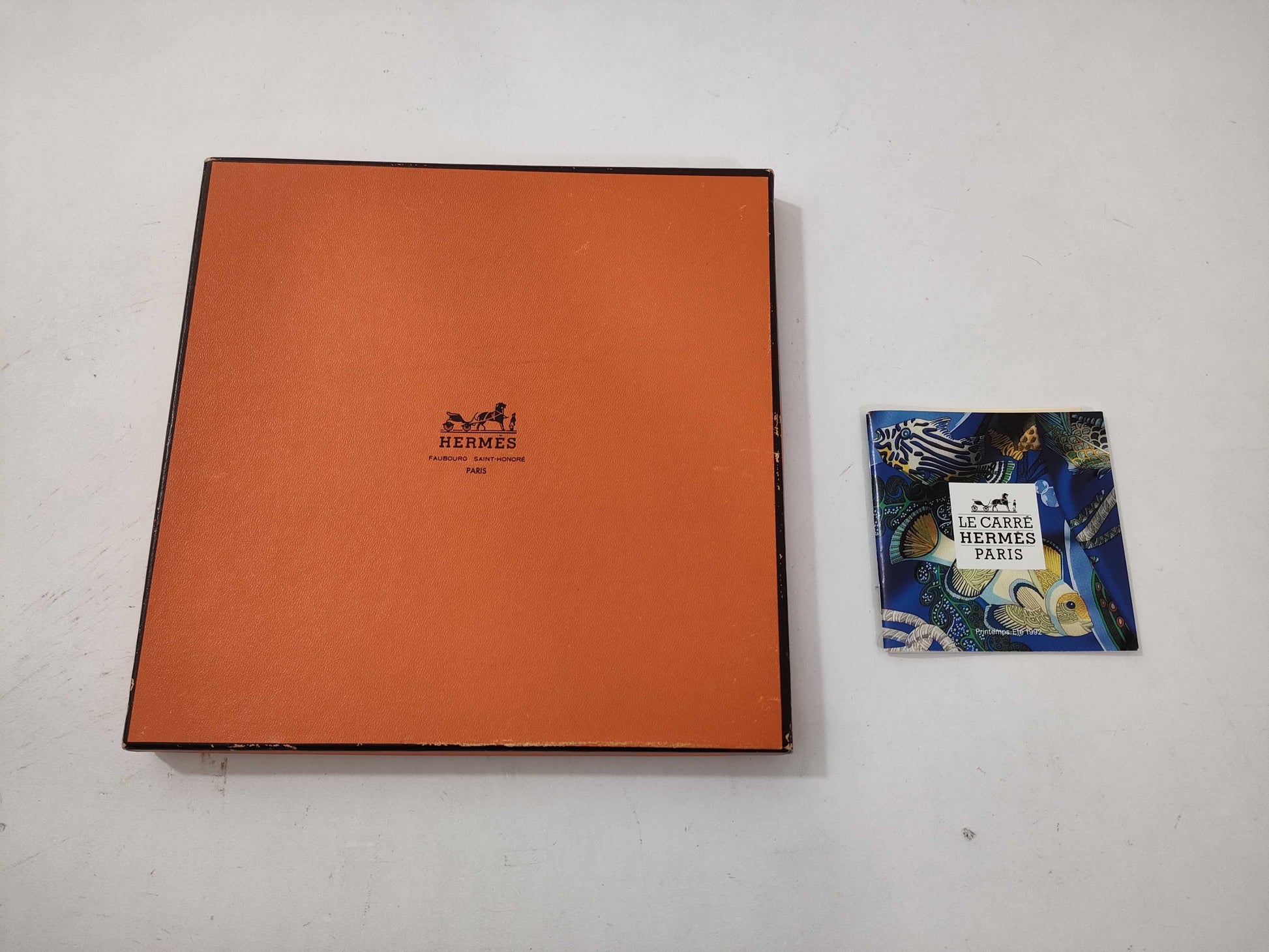 HERMES Carre 90 Scarf