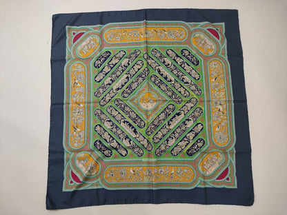 HERMES Carre 90 Scarf