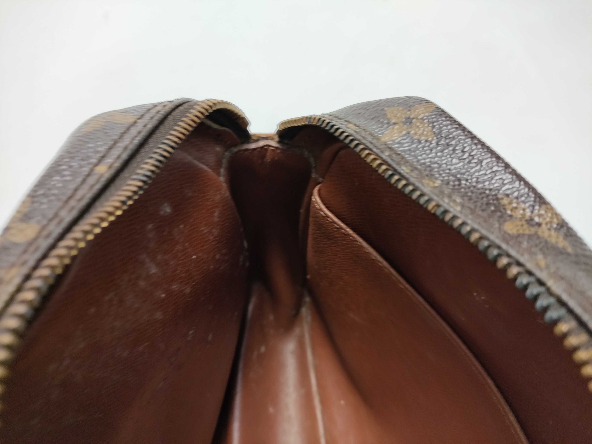 LOUIS VUITTON Monogram Compiègne M51847 Second Bag