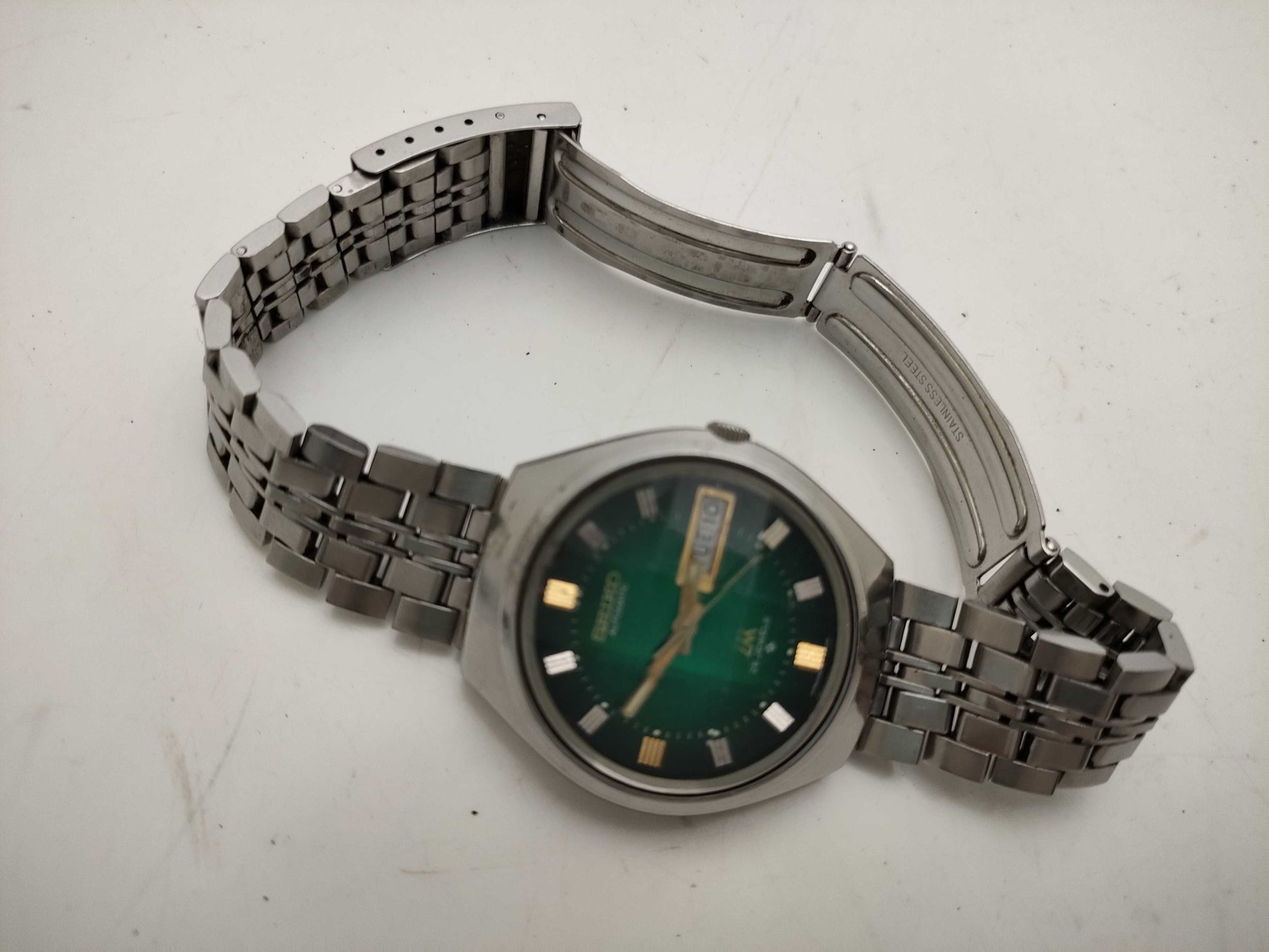 SEIKO 5606 7300 Men's Watch