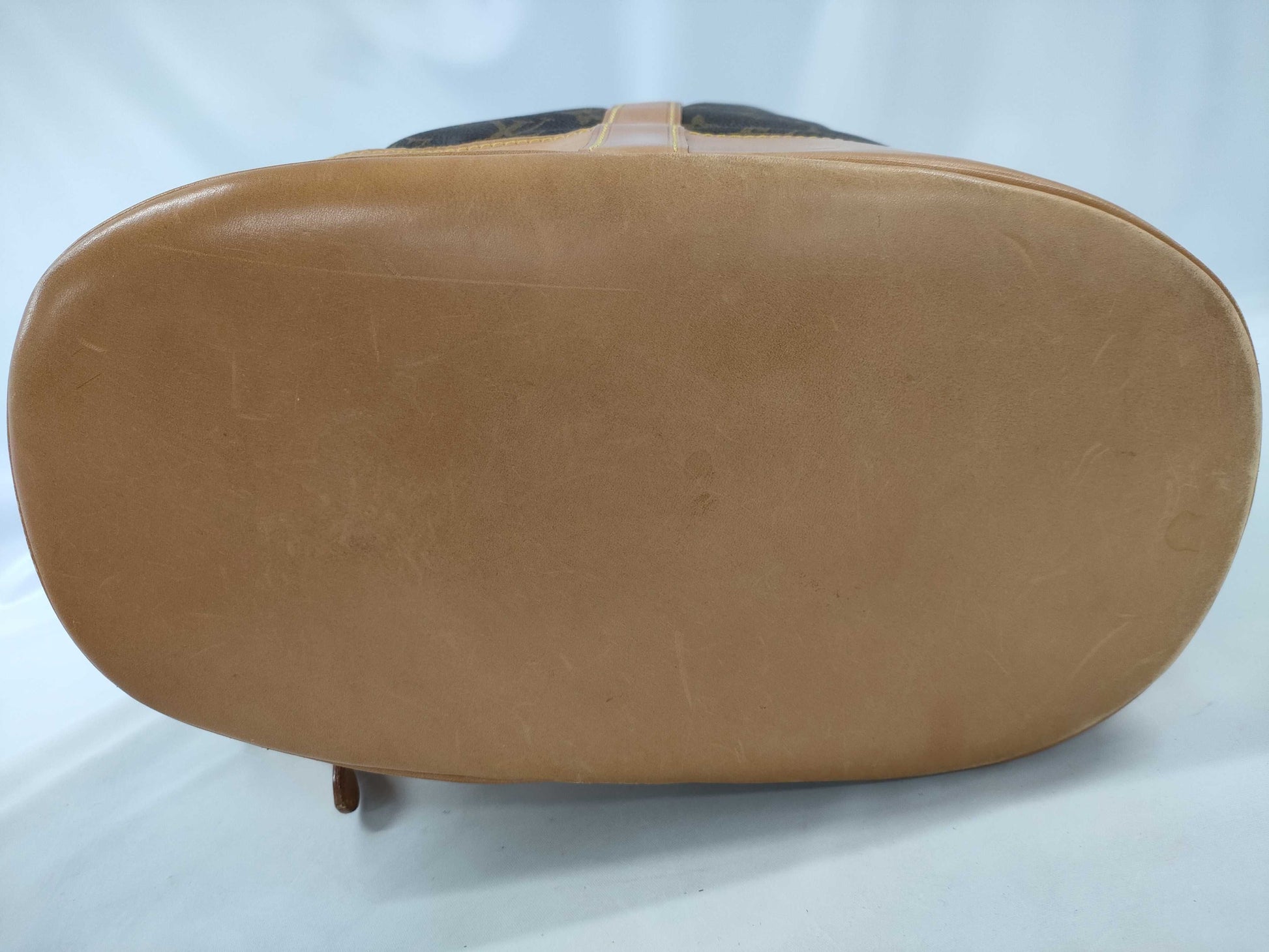 LOUIS VUITTON Monogram M42244 Randonne/907 Shoulder Bag