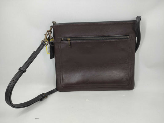 LOUIS VUITTON M92073 Utah Sac Plat Shoulder Bag